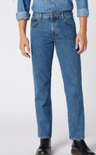 Load image into Gallery viewer, Wrangler Texas Stonewash Jean