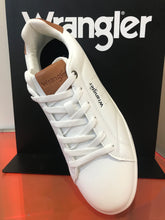 Load image into Gallery viewer, Wrangler Bennet Casual Shoes
