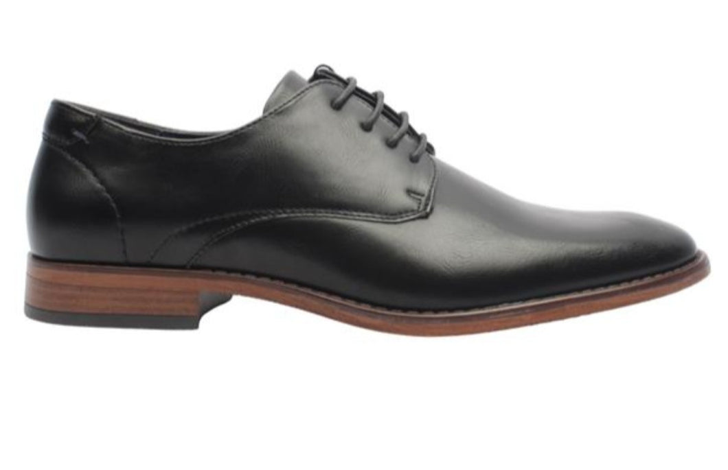 Brent Pope Dargaville shoe.